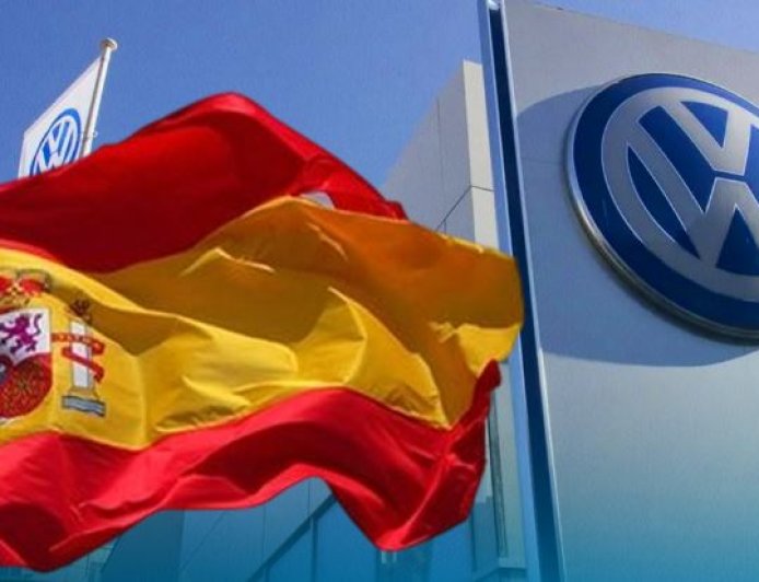 بدء التوظيف في مصنع بطاريات فولكس فاغن بفالنسيا: تدريب ورواتب تصل إلى 1500 يورو شهرياً