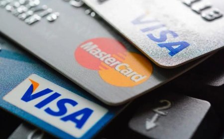 هل يمكن للأجانب فتح حساب بنكي في إسبانيا بجواز السفر 2026؟