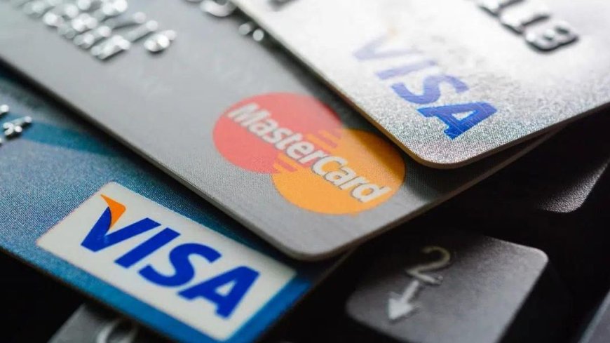 هل يمكن للأجانب فتح حساب بنكي في إسبانيا بجواز السفر 2026؟